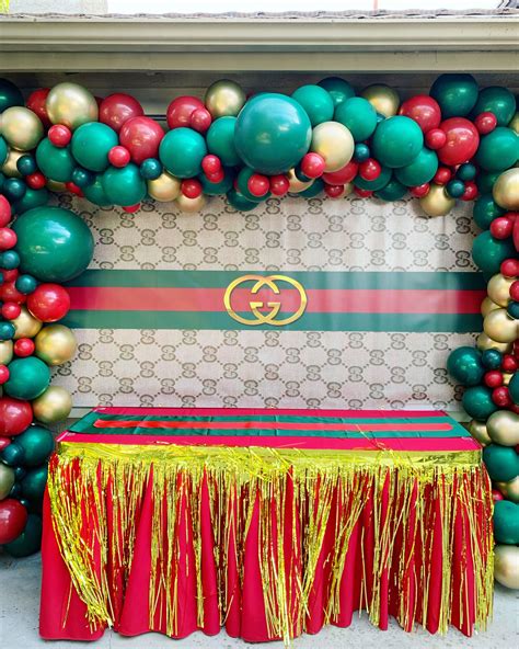 gucci decor|Gucci inspired party decorations.